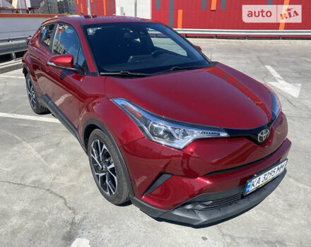 Червоний Тойота C-HR, об'ємом двигуна 1.99 л та пробігом 67 тис. км за 19100 $, фото 10 на Automoto.ua