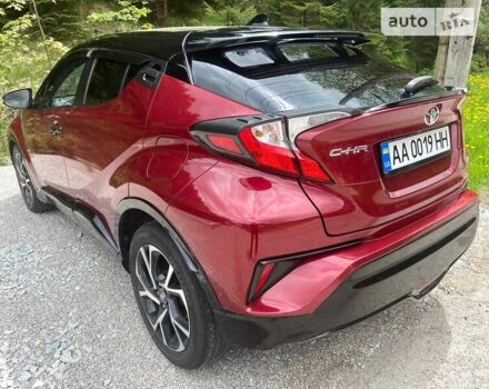 Красный Тойота C-HR, объемом двигателя 1.99 л и пробегом 92 тыс. км за 19900 $, фото 5 на Automoto.ua