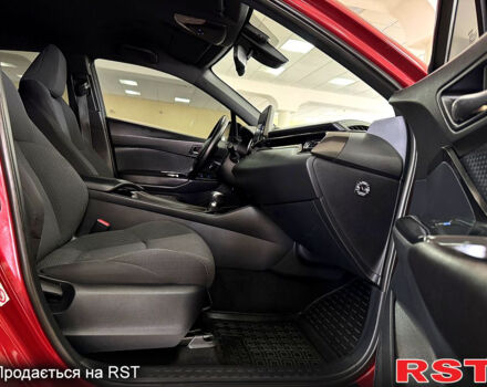 Червоний Тойота C-HR, об'ємом двигуна 1.8 л та пробігом 133 тис. км за 19500 $, фото 8 на Automoto.ua