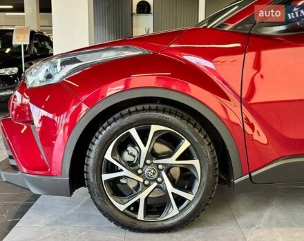 Красный Тойота C-HR, объемом двигателя 1.99 л и пробегом 59 тыс. км за 16500 $, фото 5 на Automoto.ua
