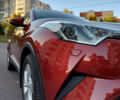 Красный Тойота C-HR, объемом двигателя 1.2 л и пробегом 159 тыс. км за 18800 $, фото 2 на Automoto.ua