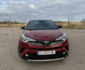 Красный Тойота C-HR, объемом двигателя 1.99 л и пробегом 110 тыс. км за 19200 $, фото 3 на Automoto.ua