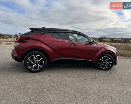 Красный Тойота C-HR, объемом двигателя 1.99 л и пробегом 110 тыс. км за 19200 $, фото 8 на Automoto.ua