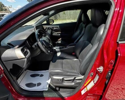 Червоний Тойота C-HR, об'ємом двигуна 2 л та пробігом 57 тис. км за 9000 $, фото 8 на Automoto.ua