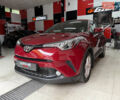 Красный Тойота C-HR, объемом двигателя 1.2 л и пробегом 70 тыс. км за 17000 $, фото 1 на Automoto.ua
