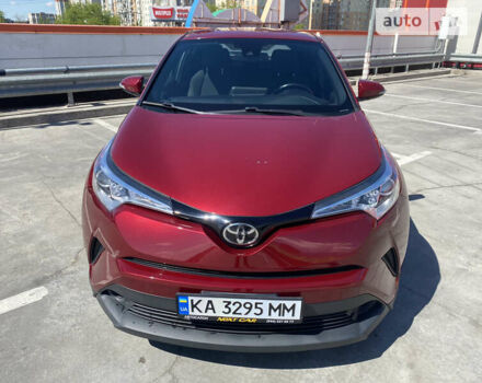 Червоний Тойота C-HR, об'ємом двигуна 1.99 л та пробігом 67 тис. км за 19100 $, фото 8 на Automoto.ua