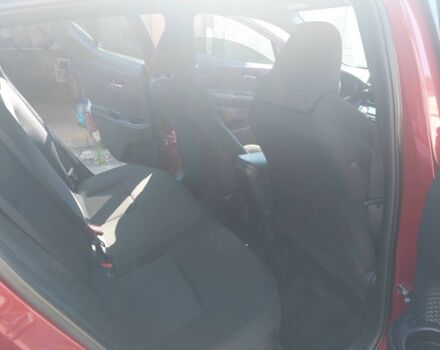 Тойота C-HR 2018 у Києві на Automoto.ua Червоний Тойота C-HR, об'ємом двигуна 2 л та пробігом 77 тис. км за 19900 $, фото 14 на Automoto.ua