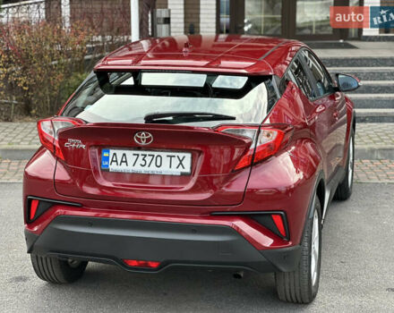 Красный Тойота C-HR, объемом двигателя 1.99 л и пробегом 46 тыс. км за 21500 $, фото 45 на Automoto.ua