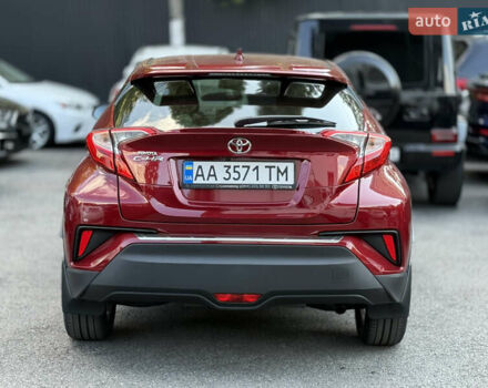 Красный Тойота C-HR, объемом двигателя 1.2 л и пробегом 112 тыс. км за 18800 $, фото 6 на Automoto.ua