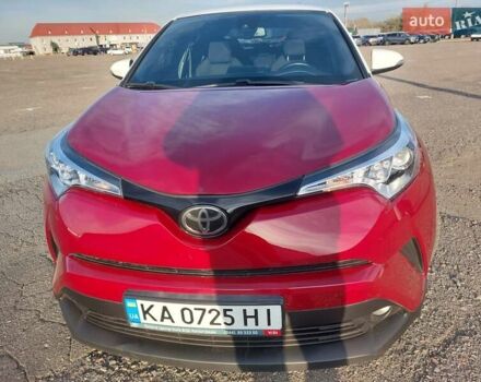 Червоний Тойота C-HR, об'ємом двигуна 1.99 л та пробігом 77 тис. км за 19900 $, фото 3 на Automoto.ua