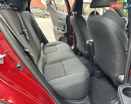 Красный Тойота C-HR, объемом двигателя 1.99 л и пробегом 46 тыс. км за 21500 $, фото 128 на Automoto.ua