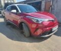 Тойота C-HR 2018 у Києві на Automoto.ua Червоний Тойота C-HR, об'ємом двигуна 2 л та пробігом 77 тис. км за 19900 $, фото 21 на Automoto.ua