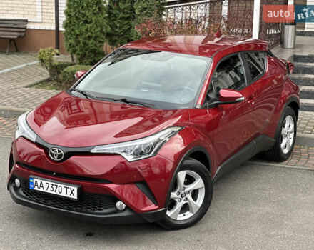 Красный Тойота C-HR, объемом двигателя 1.99 л и пробегом 46 тыс. км за 21500 $, фото 32 на Automoto.ua