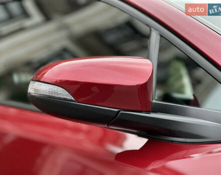 Красный Тойота C-HR, объемом двигателя 1.99 л и пробегом 46 тыс. км за 21500 $, фото 22 на Automoto.ua