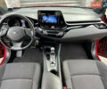 Красный Тойота C-HR, объемом двигателя 1.99 л и пробегом 46 тыс. км за 21500 $, фото 133 на Automoto.ua