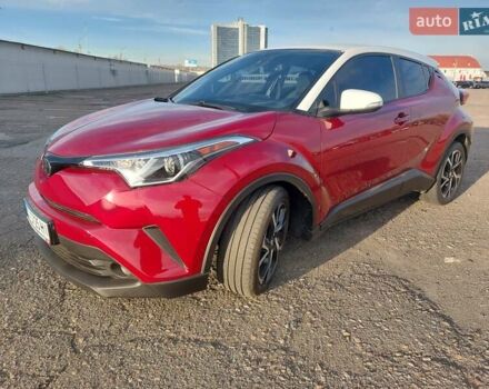 Червоний Тойота C-HR, об'ємом двигуна 1.99 л та пробігом 77 тис. км за 19900 $, фото 12 на Automoto.ua
