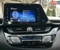 Красный Тойота C-HR, объемом двигателя 1.99 л и пробегом 46 тыс. км за 21500 $, фото 100 на Automoto.ua