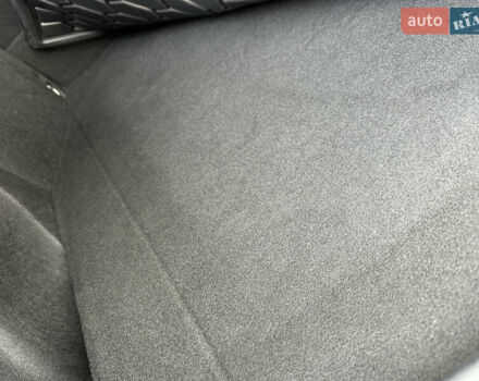 Красный Тойота C-HR, объемом двигателя 1.99 л и пробегом 46 тыс. км за 21500 $, фото 145 на Automoto.ua