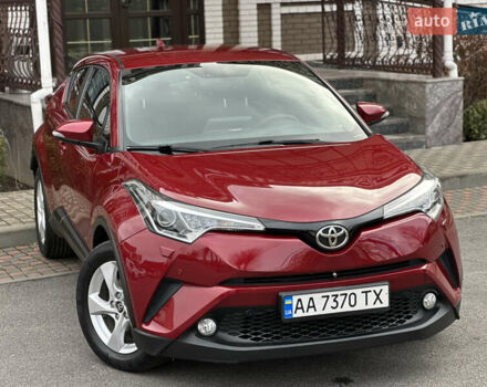 Красный Тойота C-HR, объемом двигателя 1.99 л и пробегом 46 тыс. км за 21500 $, фото 38 на Automoto.ua