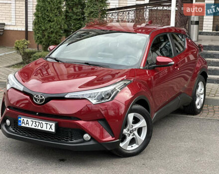 Красный Тойота C-HR, объемом двигателя 1.99 л и пробегом 46 тыс. км за 21500 $, фото 33 на Automoto.ua