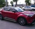 Красный Тойота C-HR, объемом двигателя 1.8 л и пробегом 72 тыс. км за 27350 $, фото 1 на Automoto.ua