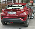 Красный Тойота C-HR, объемом двигателя 1.99 л и пробегом 46 тыс. км за 21500 $, фото 73 на Automoto.ua