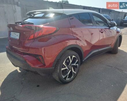 Красный Тойота C-HR, объемом двигателя 1.99 л и пробегом 77 тыс. км за 19900 $, фото 5 на Automoto.ua