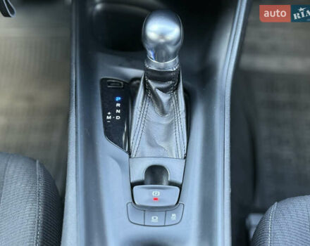 Красный Тойота C-HR, объемом двигателя 1.2 л и пробегом 112 тыс. км за 18800 $, фото 22 на Automoto.ua