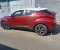Тойота C-HR 2018 у Києві на Automoto.ua Червоний Тойота C-HR, об'ємом двигуна 2 л та пробігом 77 тис. км за 19900 $, фото 6 на Automoto.ua