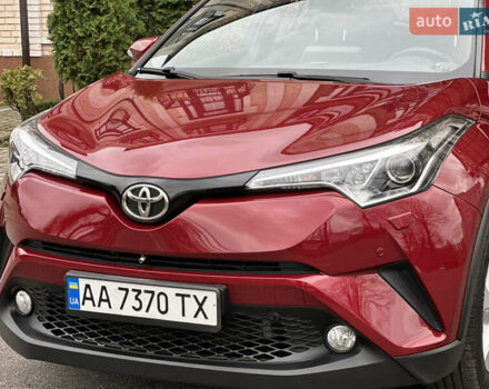 Красный Тойота C-HR, объемом двигателя 1.99 л и пробегом 46 тыс. км за 21500 $, фото 19 на Automoto.ua