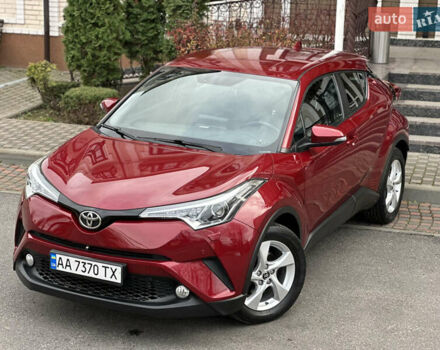Красный Тойота C-HR, объемом двигателя 1.99 л и пробегом 46 тыс. км за 21500 $, фото 31 на Automoto.ua