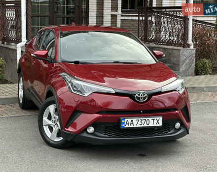 Красный Тойота C-HR, объемом двигателя 1.99 л и пробегом 46 тыс. км за 21500 $, фото 40 на Automoto.ua