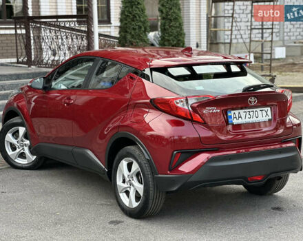 Красный Тойота C-HR, объемом двигателя 1.99 л и пробегом 46 тыс. км за 21500 $, фото 77 на Automoto.ua