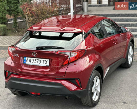 Красный Тойота C-HR, объемом двигателя 1.99 л и пробегом 46 тыс. км за 21500 $, фото 44 на Automoto.ua