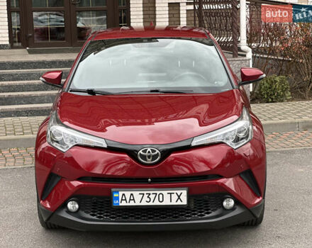 Красный Тойота C-HR, объемом двигателя 1.99 л и пробегом 46 тыс. км за 21500 $, фото 6 на Automoto.ua