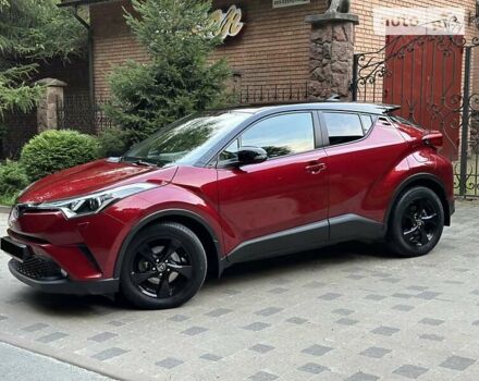 Красный Тойота C-HR, объемом двигателя 1.2 л и пробегом 59 тыс. км за 24700 $, фото 26 на Automoto.ua