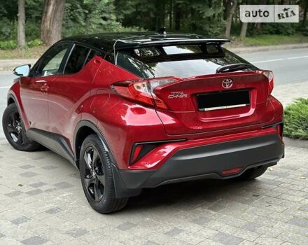 Красный Тойота C-HR, объемом двигателя 1.2 л и пробегом 59 тыс. км за 24700 $, фото 108 на Automoto.ua