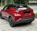 Красный Тойота C-HR, объемом двигателя 1.2 л и пробегом 59 тыс. км за 24700 $, фото 108 на Automoto.ua