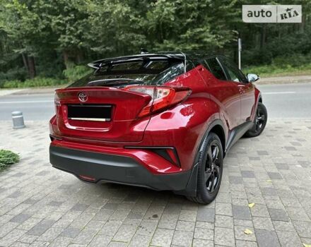 Красный Тойота C-HR, объемом двигателя 1.2 л и пробегом 59 тыс. км за 24700 $, фото 94 на Automoto.ua