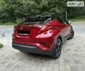 Красный Тойота C-HR, объемом двигателя 1.2 л и пробегом 59 тыс. км за 24700 $, фото 94 на Automoto.ua