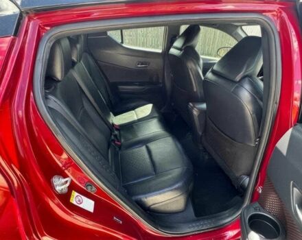 Тойота C-HR 2019 в Кривом Роге на Automoto.ua Красный Тойота C-HR, объемом двигателя 2 л и пробегом 49 тыс. км за 7400 $, фото 10 на Automoto.ua