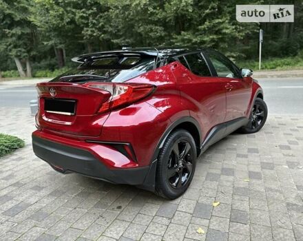 Красный Тойота C-HR, объемом двигателя 1.2 л и пробегом 59 тыс. км за 24700 $, фото 93 на Automoto.ua