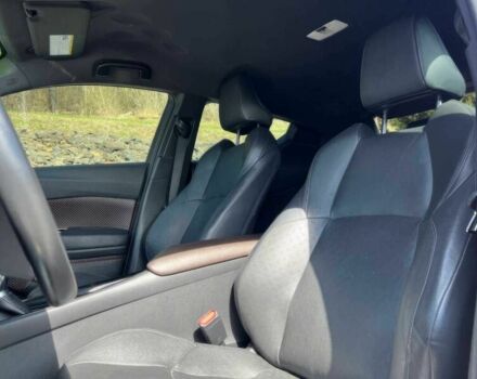 Красный Тойота C-HR, объемом двигателя 2 л и пробегом 37 тыс. км за 11200 $, фото 8 на Automoto.ua