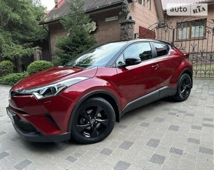 Красный Тойота C-HR, объемом двигателя 1.2 л и пробегом 59 тыс. км за 24700 $, фото 103 на Automoto.ua