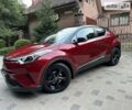 Красный Тойота C-HR, объемом двигателя 1.2 л и пробегом 59 тыс. км за 24700 $, фото 103 на Automoto.ua