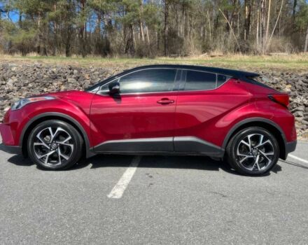 Красный Тойота C-HR, объемом двигателя 2 л и пробегом 37 тыс. км за 11200 $, фото 3 на Automoto.ua