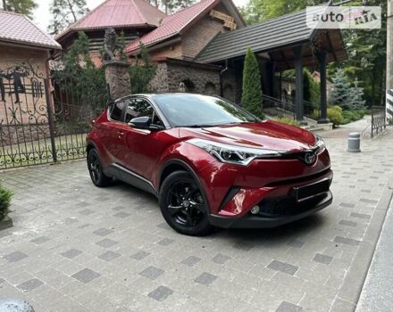 Красный Тойота C-HR, объемом двигателя 1.2 л и пробегом 59 тыс. км за 24700 $, фото 8 на Automoto.ua