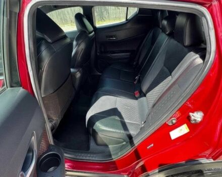 Тойота C-HR 2019 в Кривом Роге на Automoto.ua Красный Тойота C-HR, объемом двигателя 2 л и пробегом 49 тыс. км за 7400 $, фото 11 на Automoto.ua