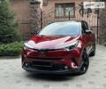 Красный Тойота C-HR, объемом двигателя 1.2 л и пробегом 59 тыс. км за 24700 $, фото 98 на Automoto.ua