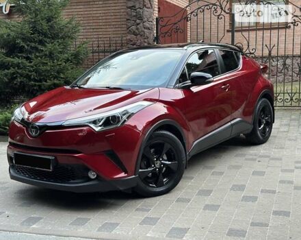 Красный Тойота C-HR, объемом двигателя 1.2 л и пробегом 59 тыс. км за 24700 $, фото 104 на Automoto.ua